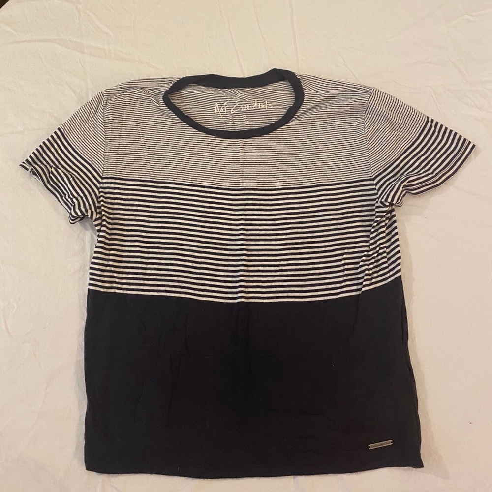 American Eagle blue striped T-Shirt! Size small.